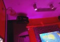 上海知名的酒吧招聘酒水销售员,是否需要具备一定的表演能力？